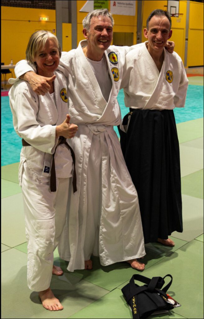 -5352830914125742167_121