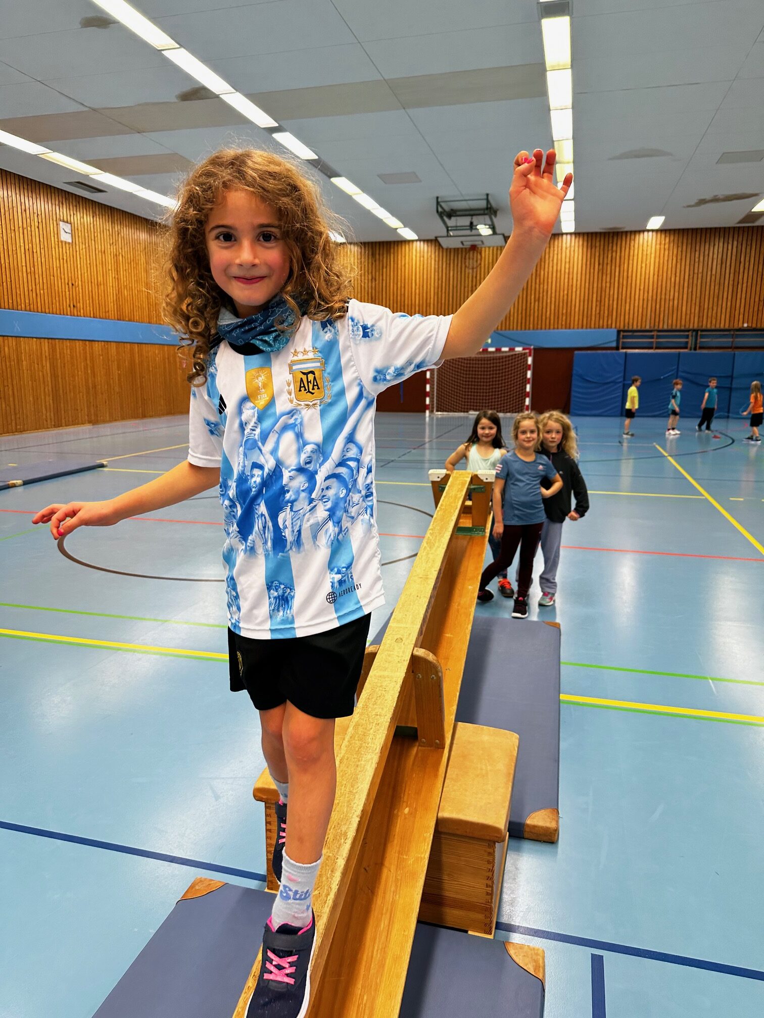 Geräteturnen 1+2 Klasse